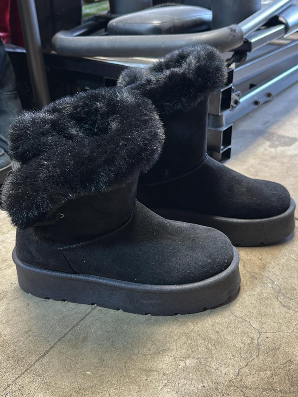 Black Faux Fur Platform Winter Boots - Women